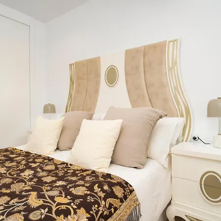Stunning Penthouse In Prázdninový dům Estepona
